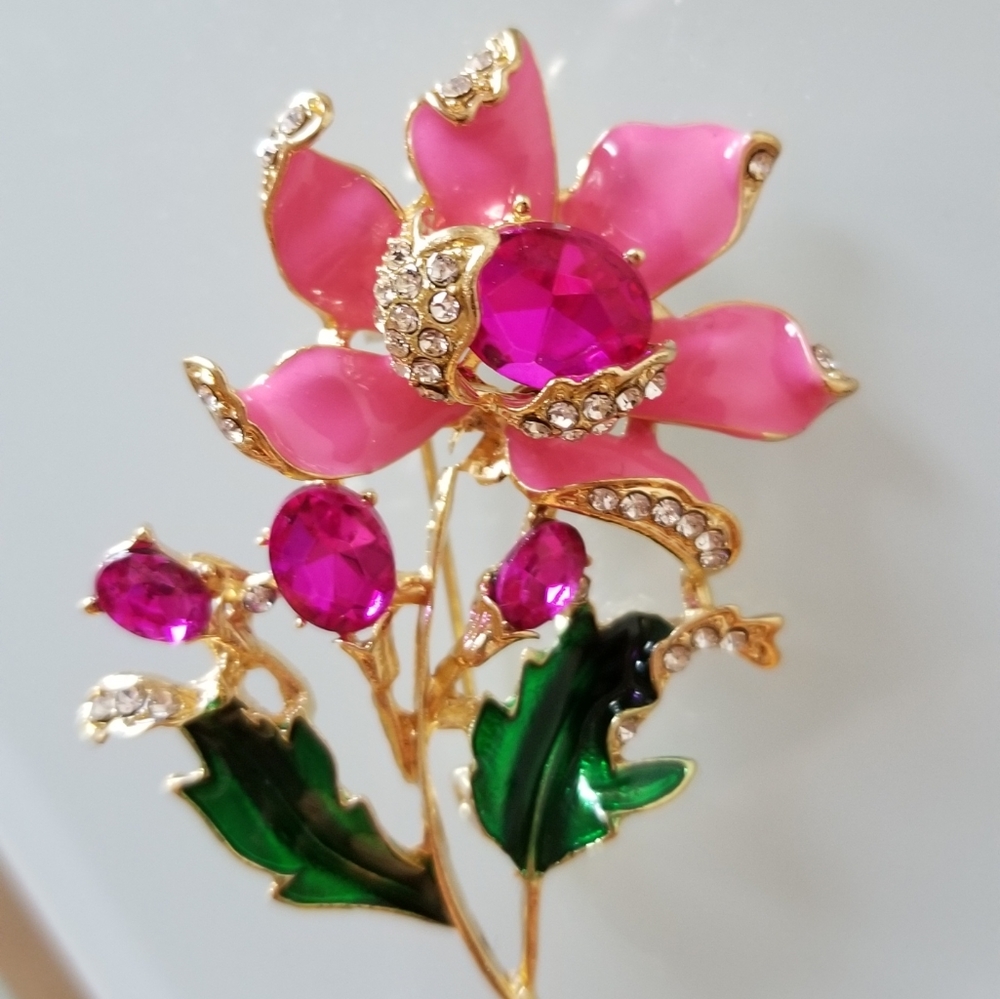 Peony in Pink Enamel Crystals Brooch Pendant NWT